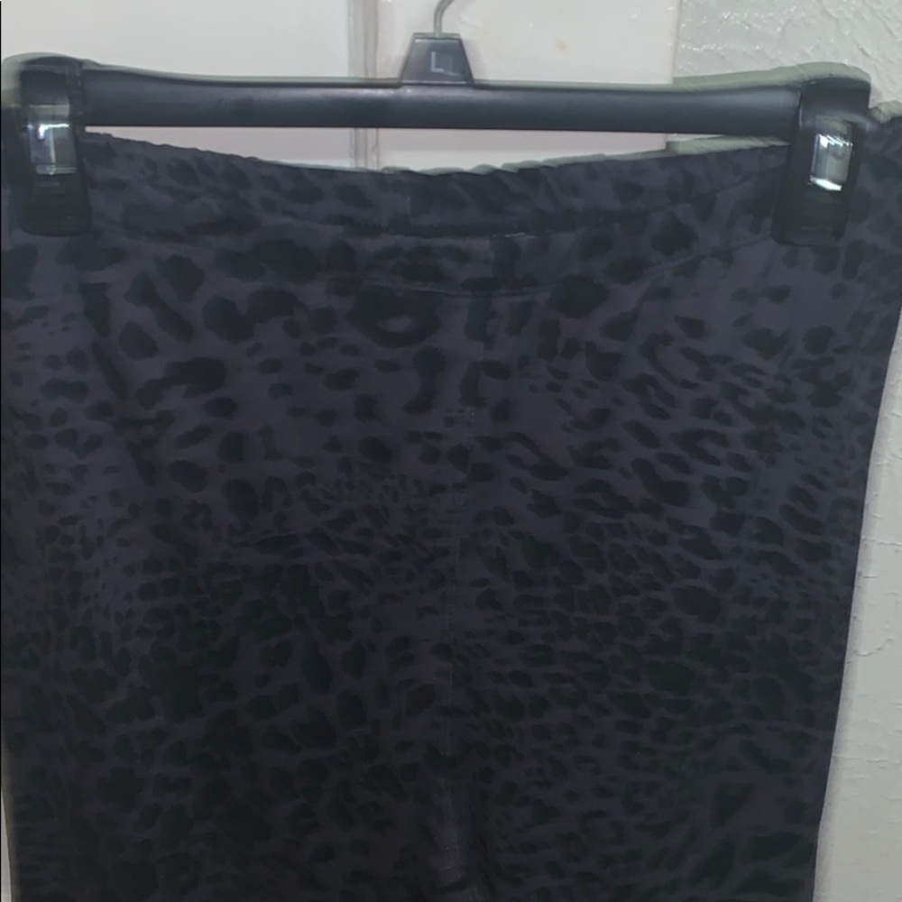 Black/ Gray Leopard Leggings